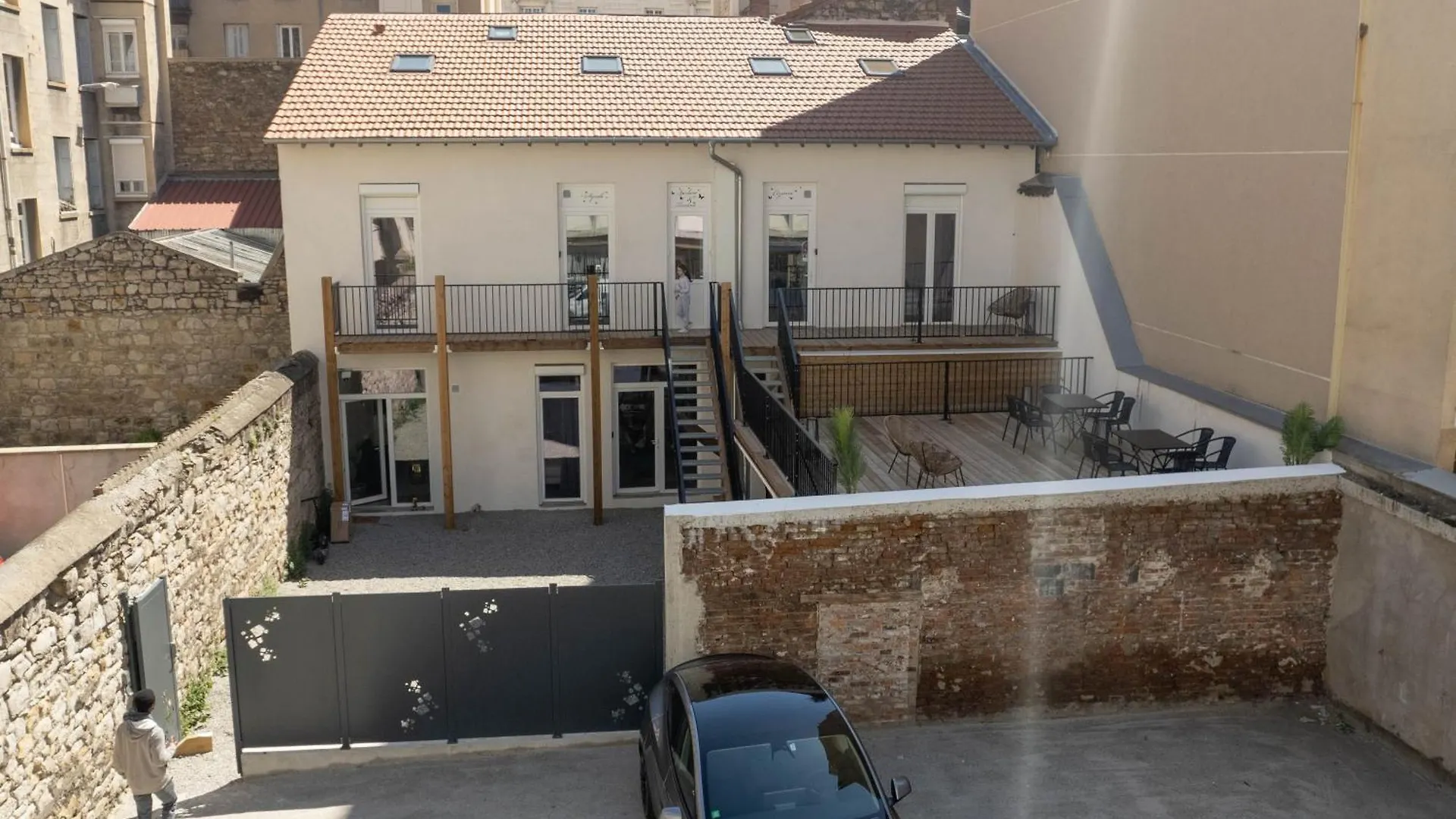 Cezanne Casa Maja - Parking Prive - Terrasse Apartment Saint-Etienne  0*, Saint-Etienne (Loire) France